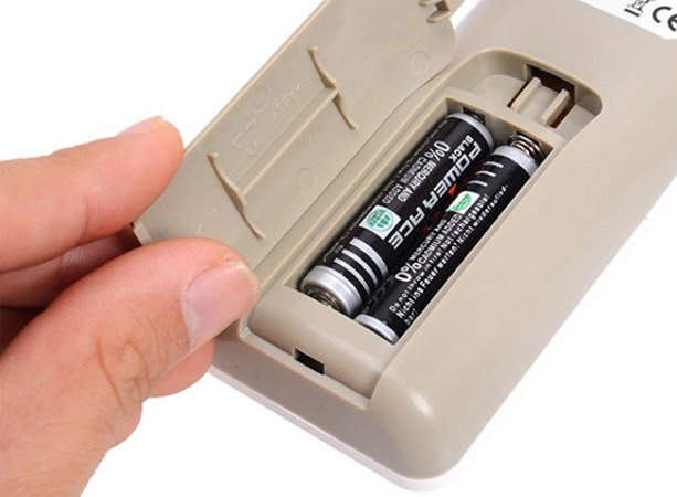 Remote hết pin Remote hết pin